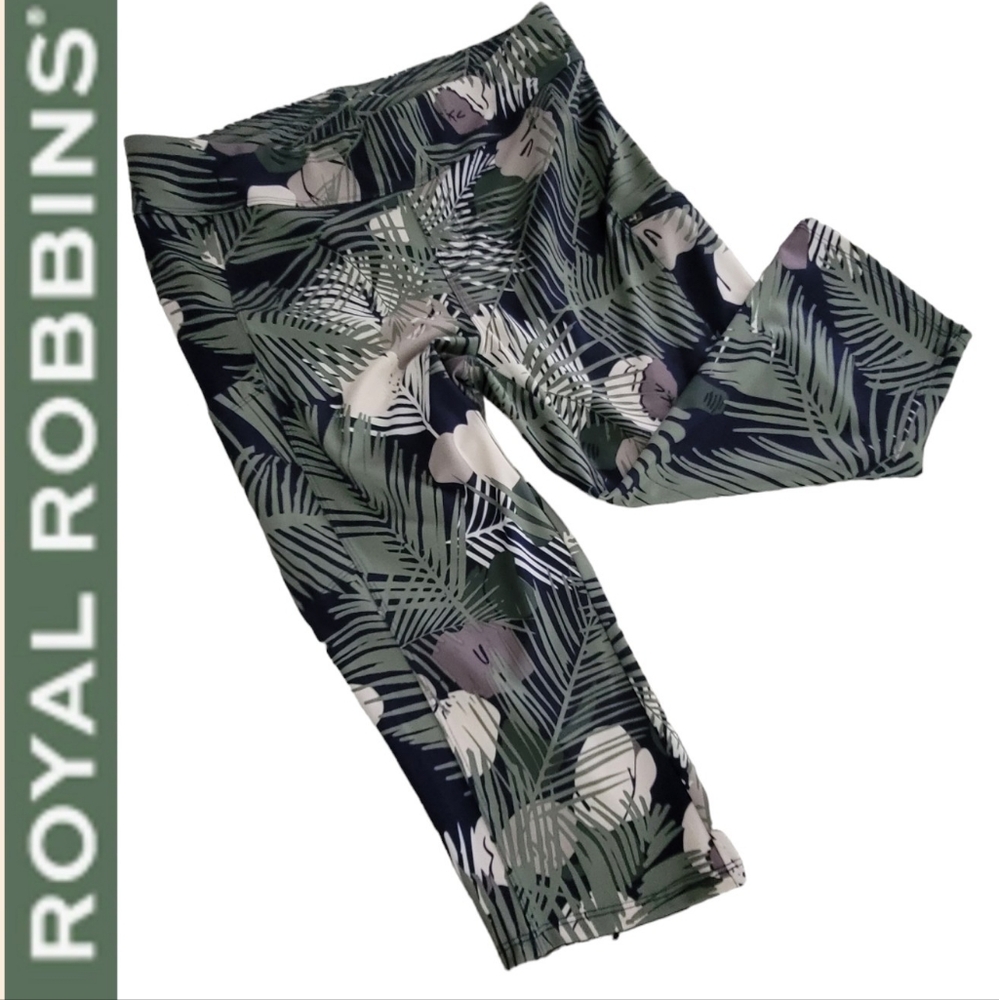 Royal Robbins Hiking Athletic Capris LIKE NEW Sz M